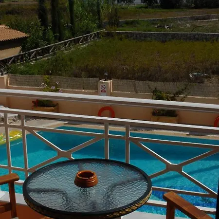 La Sirena Aparthotel *